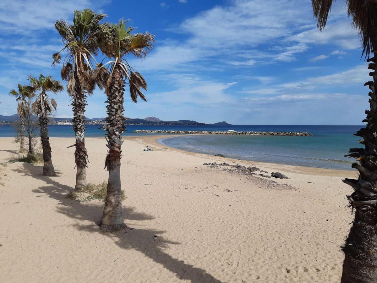 Fréjus, 1 Pièce, 4 Personnes - Fr-1-226a-118 *
